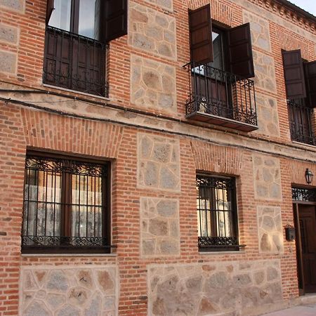 Casa Rural Puerta De Castilla Velayos Exterior photo