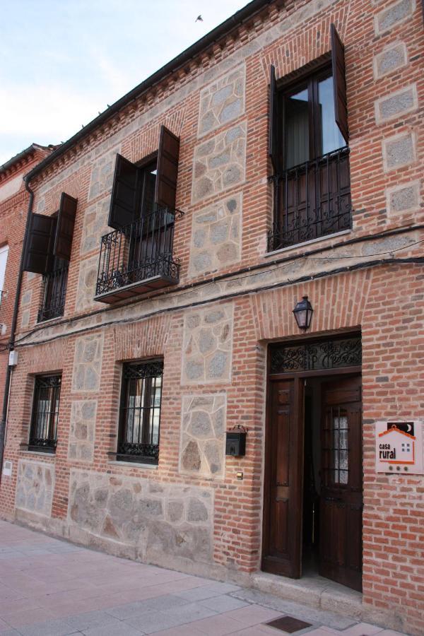 Casa Rural Puerta De Castilla Velayos Exterior photo